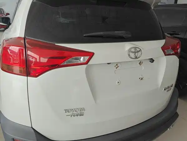 Toyota RAV4 2016