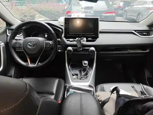 Toyota RAV4 2021
