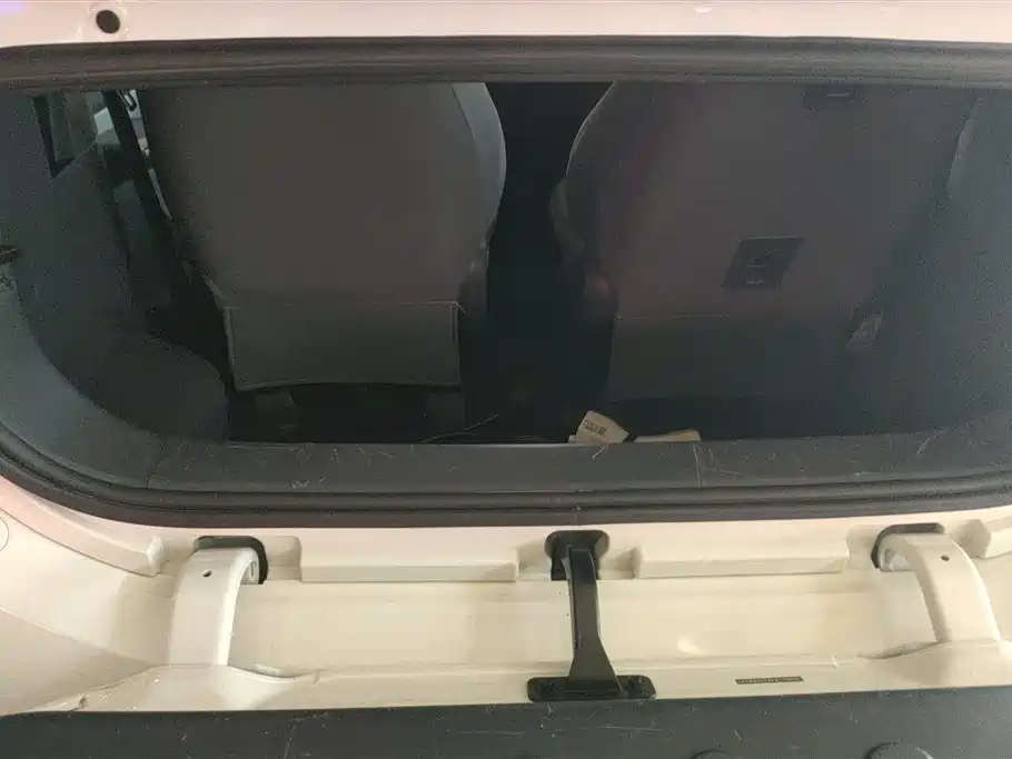 Baojun E200 2020