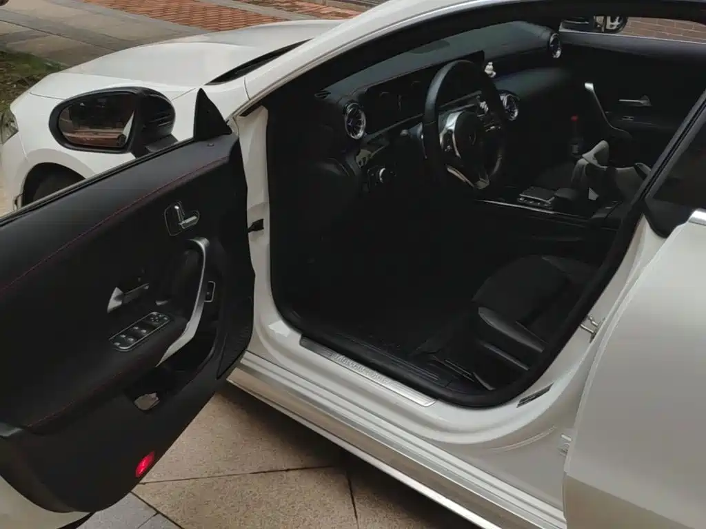 Mercedes-Benz CLA 2021 — фото 16