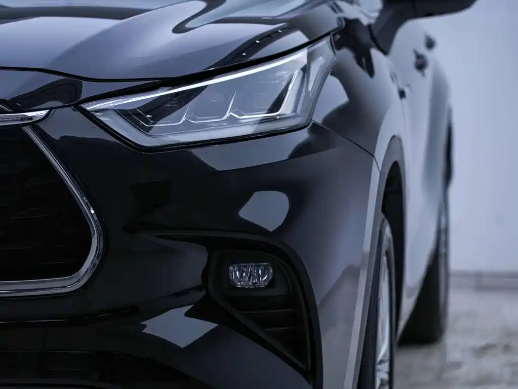 Toyota Highlander 2021 — фото 9