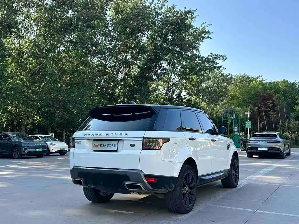 Land Rover Sport PHEV 2018 — фото 9