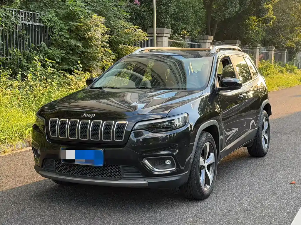 Jeep Cherokee 2021 — фото 1