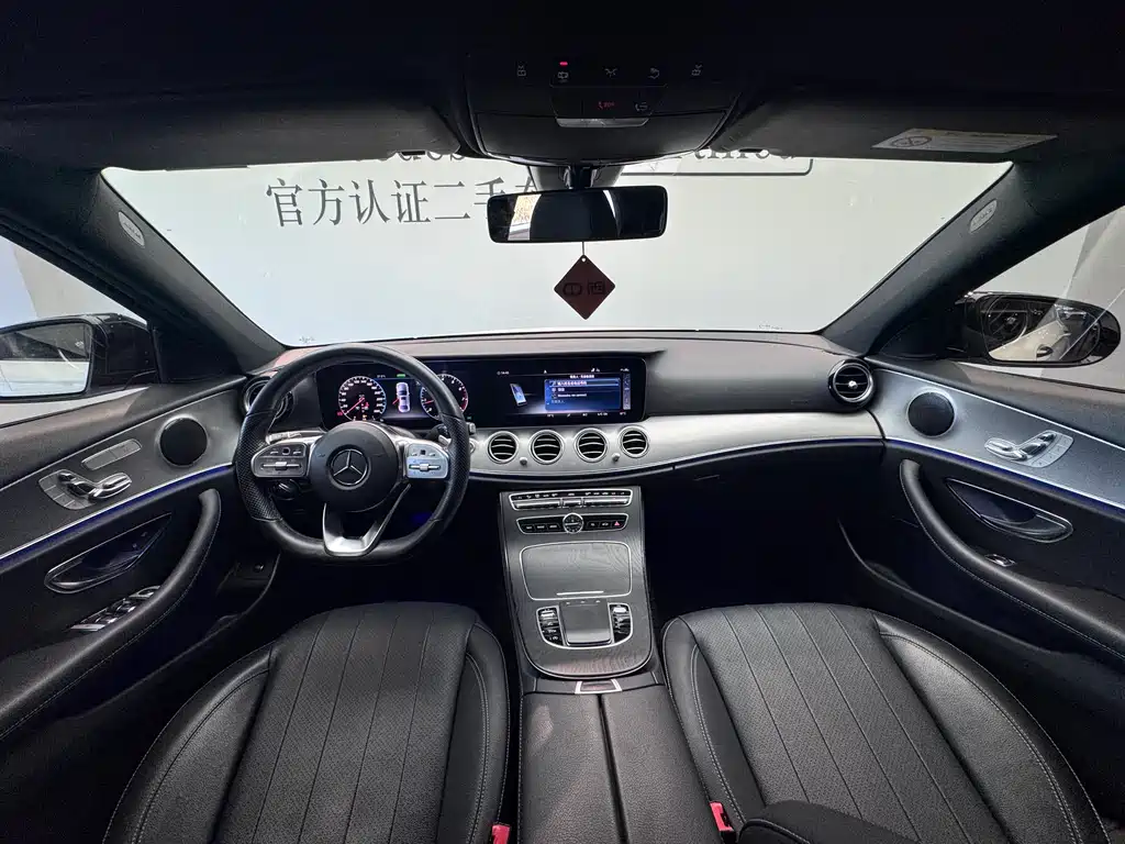 Mercedes-Benz E-Class 2019 — фото 9
