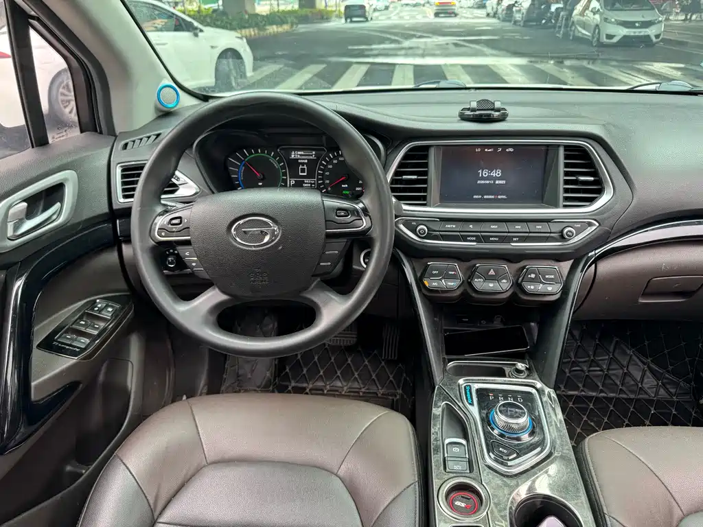 GAC Trumpchi GS4 New Energy 2018 — фото 14