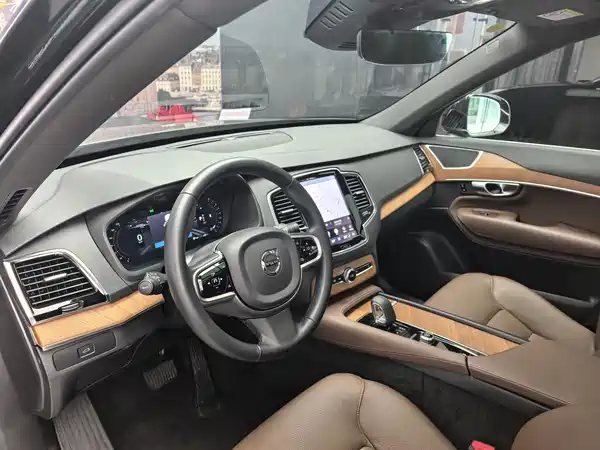 Volvo XC90 2024