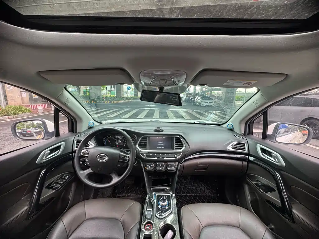 GAC Trumpchi GS4 New Energy 2018 — фото 13