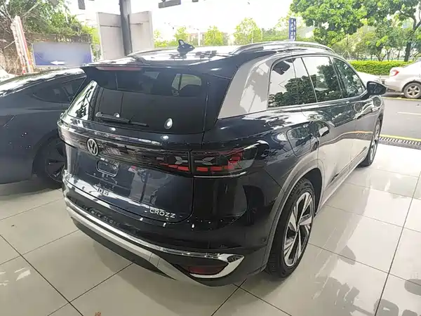 Volkswagen ID 6 CROZZ 2022