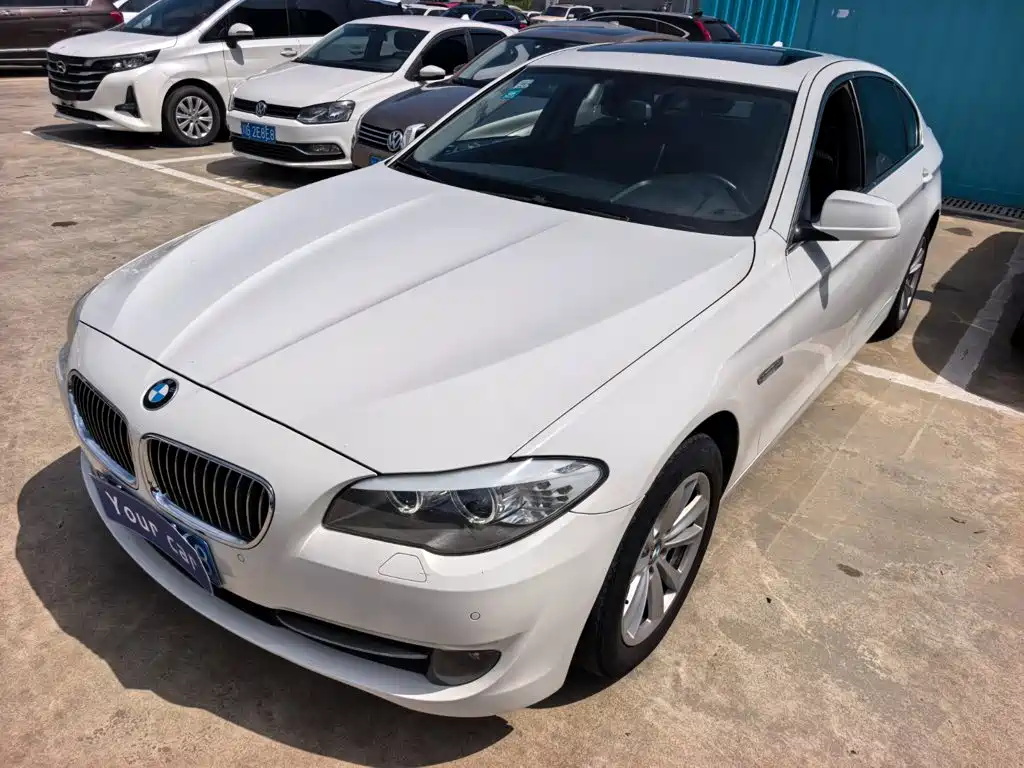 BMW 5 Series 2013 — фото 1