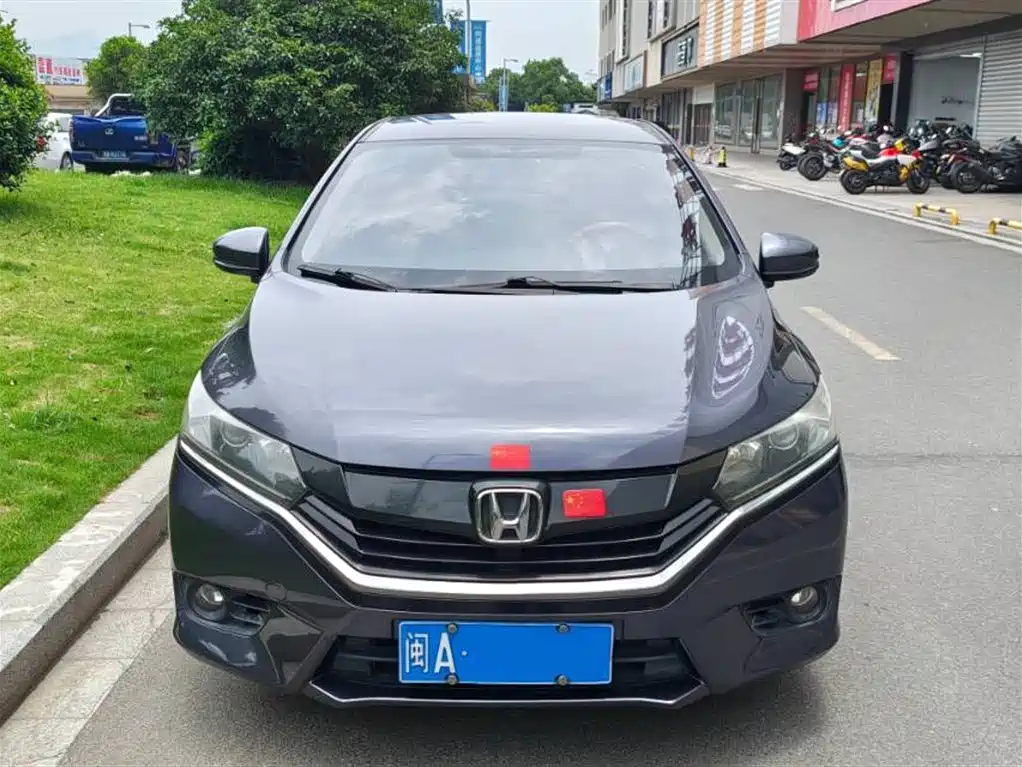 Honda Greiz 2016