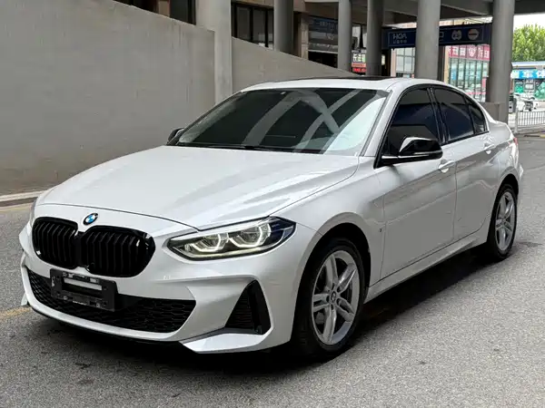 BMW 1 Series 2023