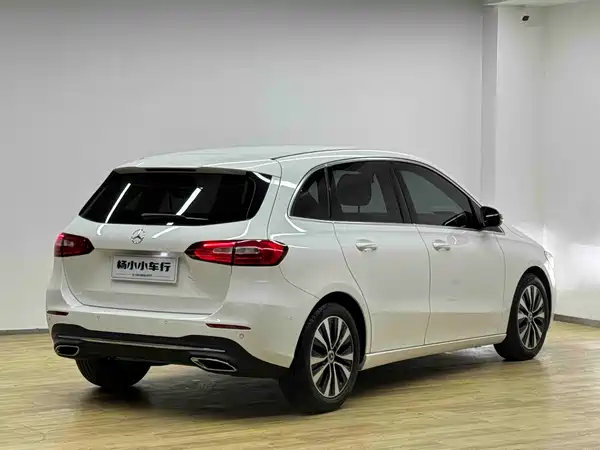 Mercedes-Benz B-Class 2022