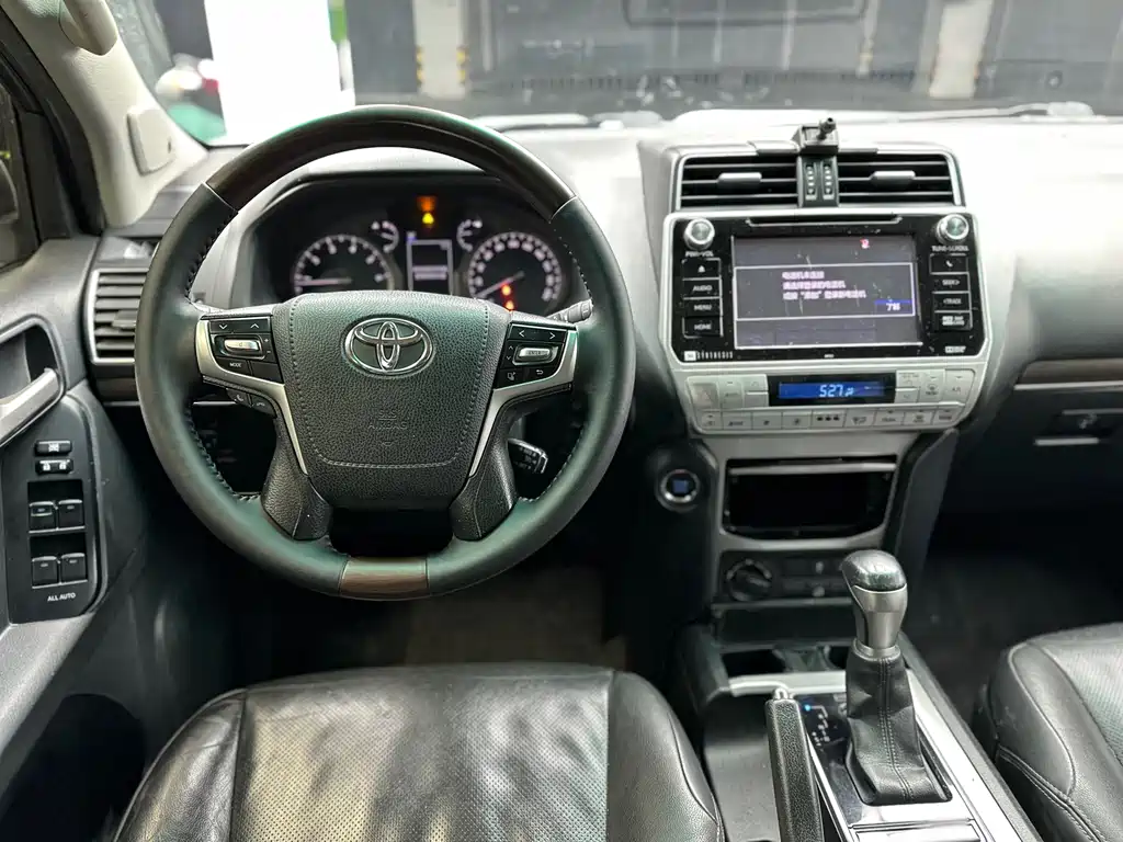 Toyota Prado 2019 — фото 8
