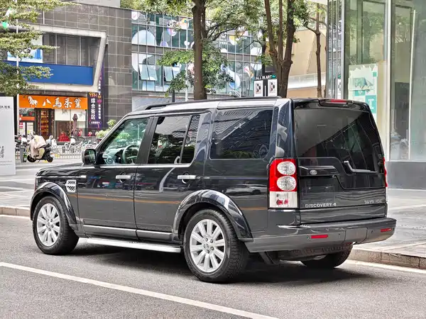 Land Rover Discovery 2012