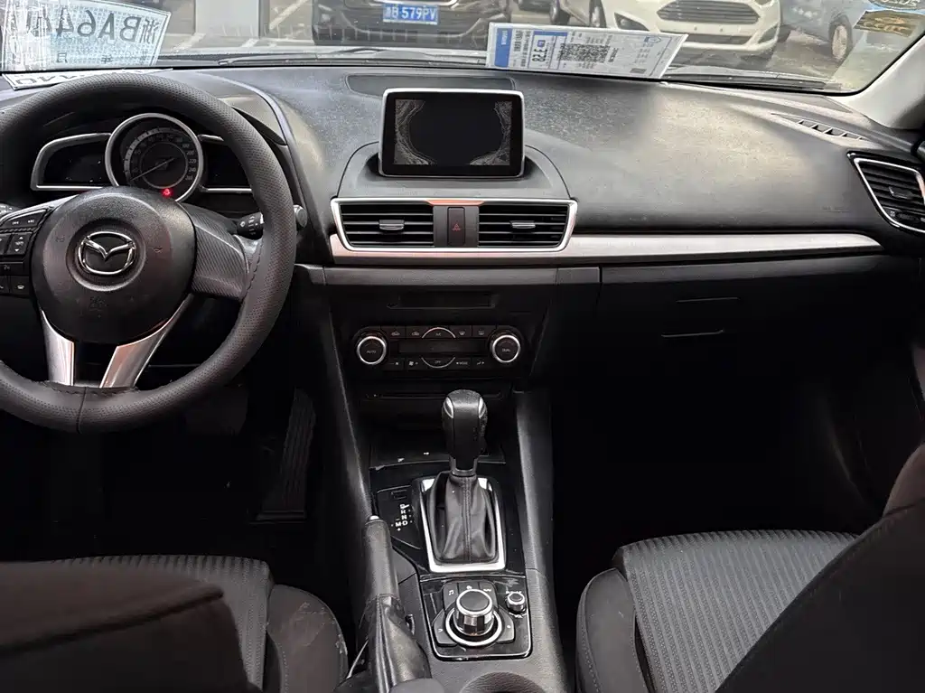 Mazda 3 Angkesela 2017 — фото 12