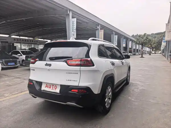 Jeep Cherokee 2017