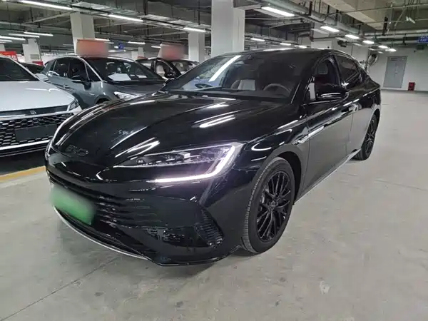 BYD Seal 07 DM-i 2025