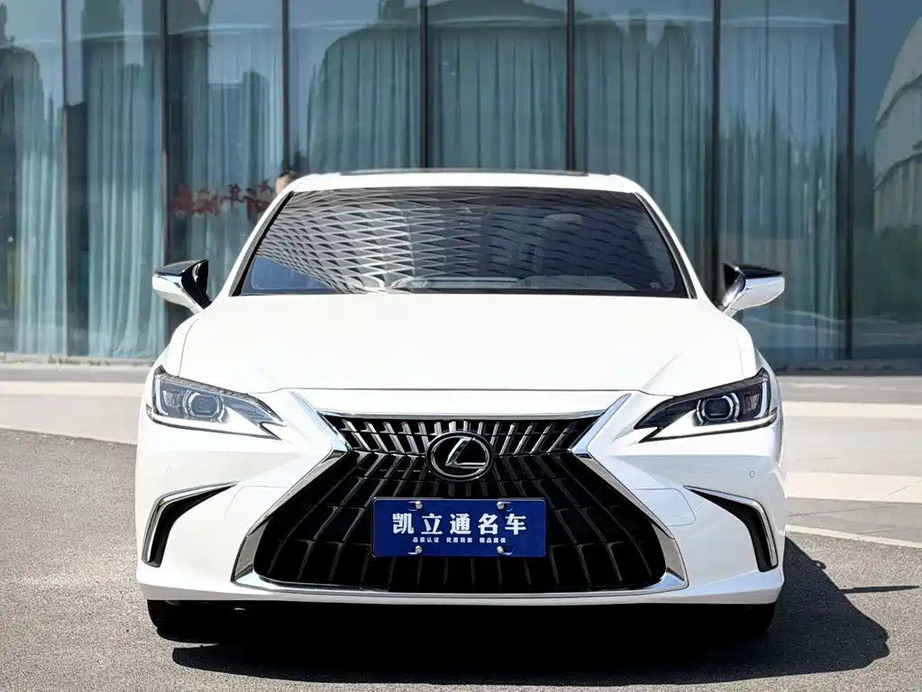 Lexus ES 2024 — фото 3