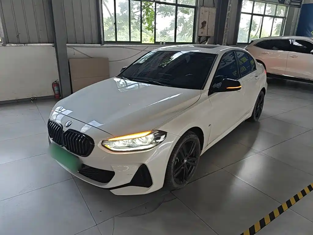 BMW 1 Series 2022