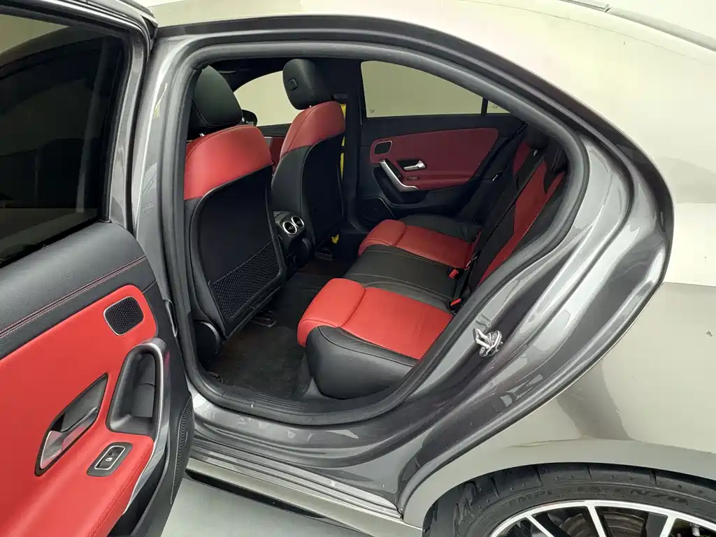 Mercedes-Benz A-Class AMG 2021 — фото 14
