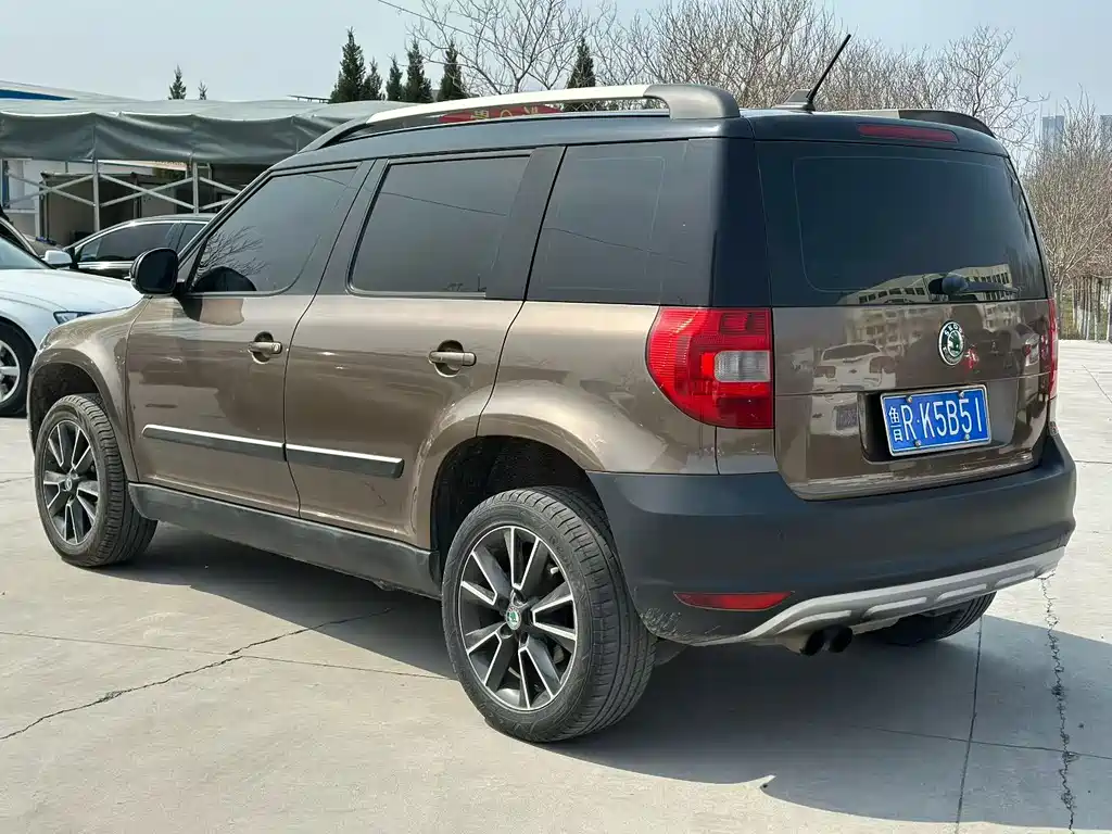 Skoda Yeti 2015 — фото 3