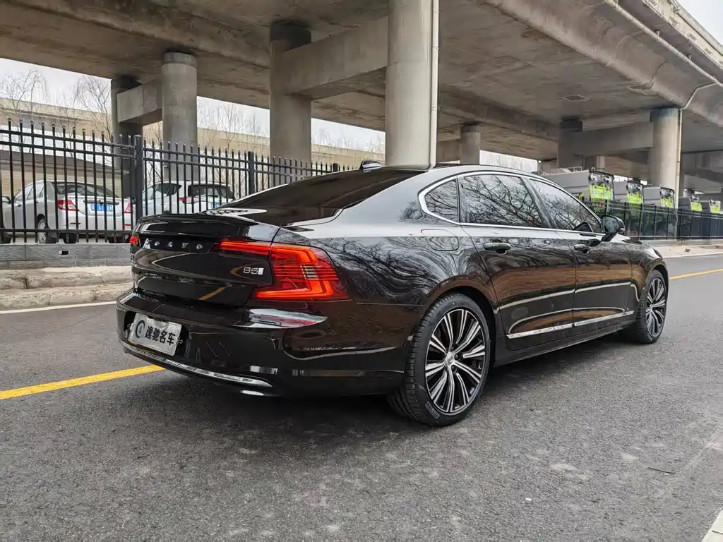 Volvo S90 2023 — фото 4