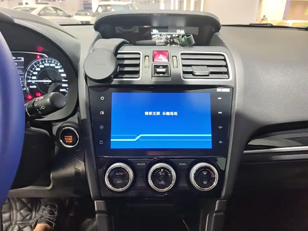 Subaru Forester 2018 — фото 13