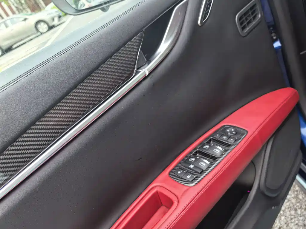 Maserati Ghibli 2017 — фото 14