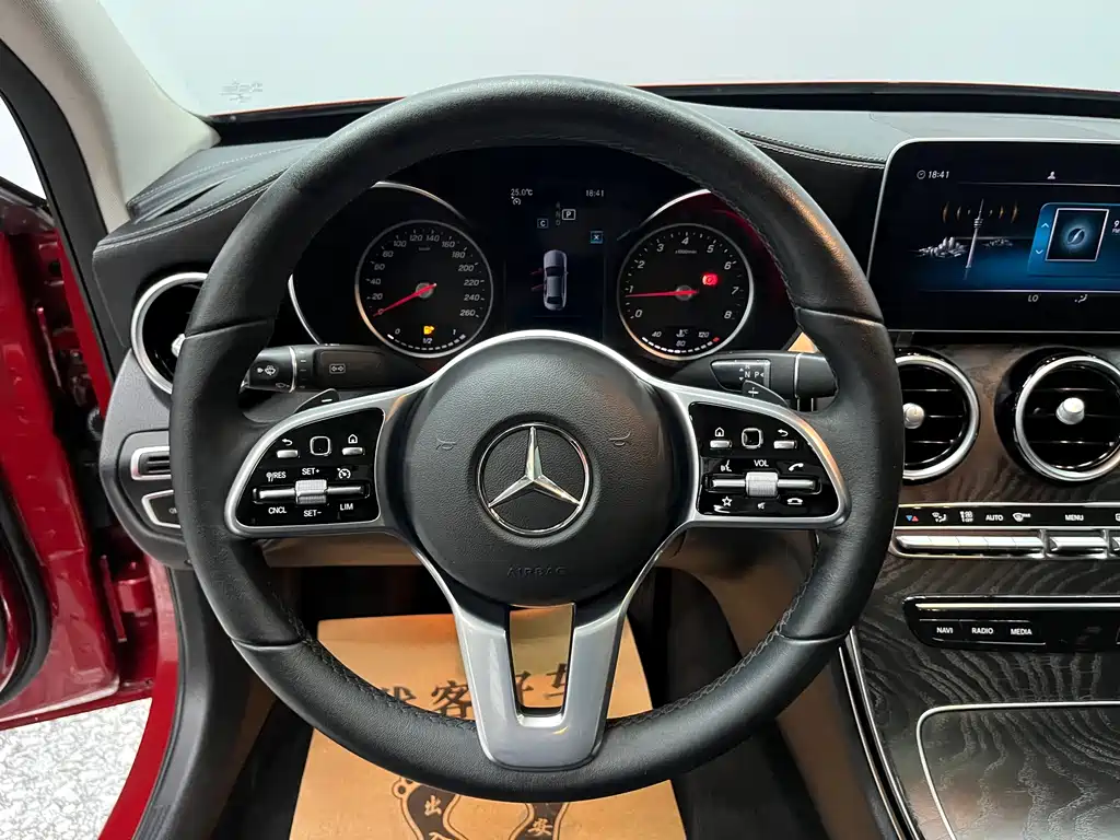 Mercedes-Benz C-Class 2019 — фото 8