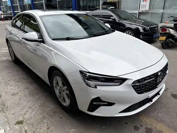 Buick Regal 2020