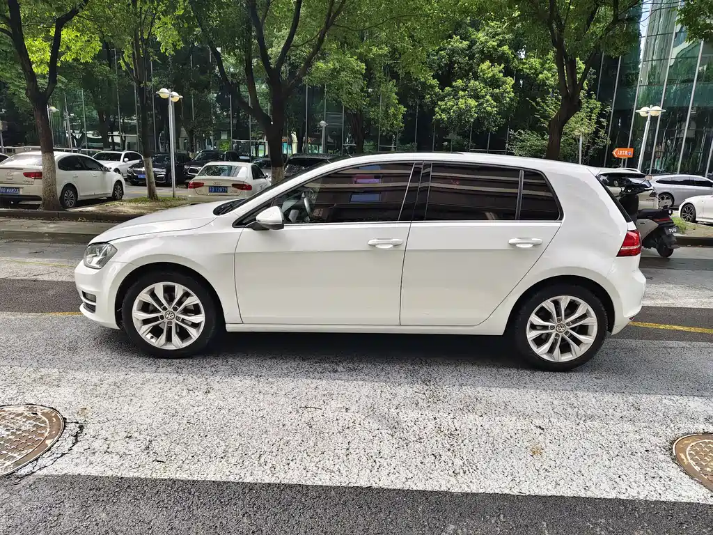 Volkswagen Golf 2014