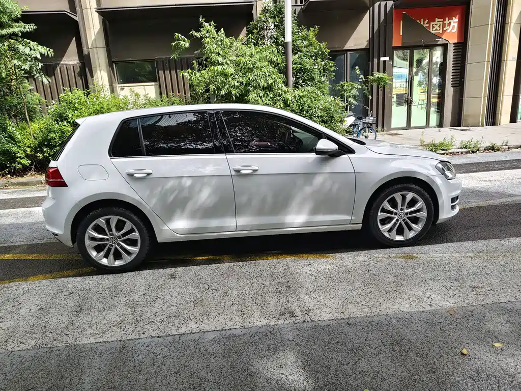 Volkswagen Golf 2014