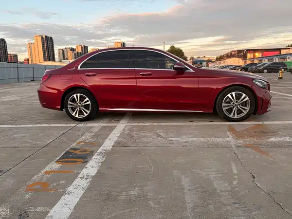 Mercedes-Benz C-Class 2020