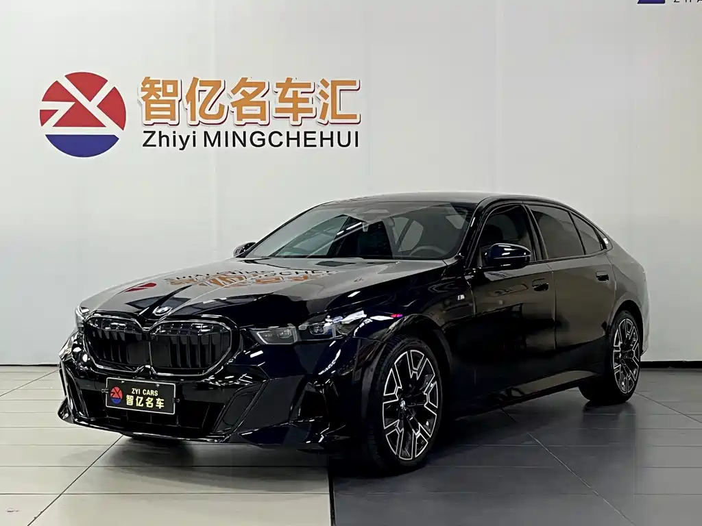 BMW 5 Series 2025