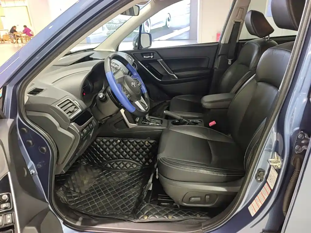 Subaru Forester 2018 — фото 15