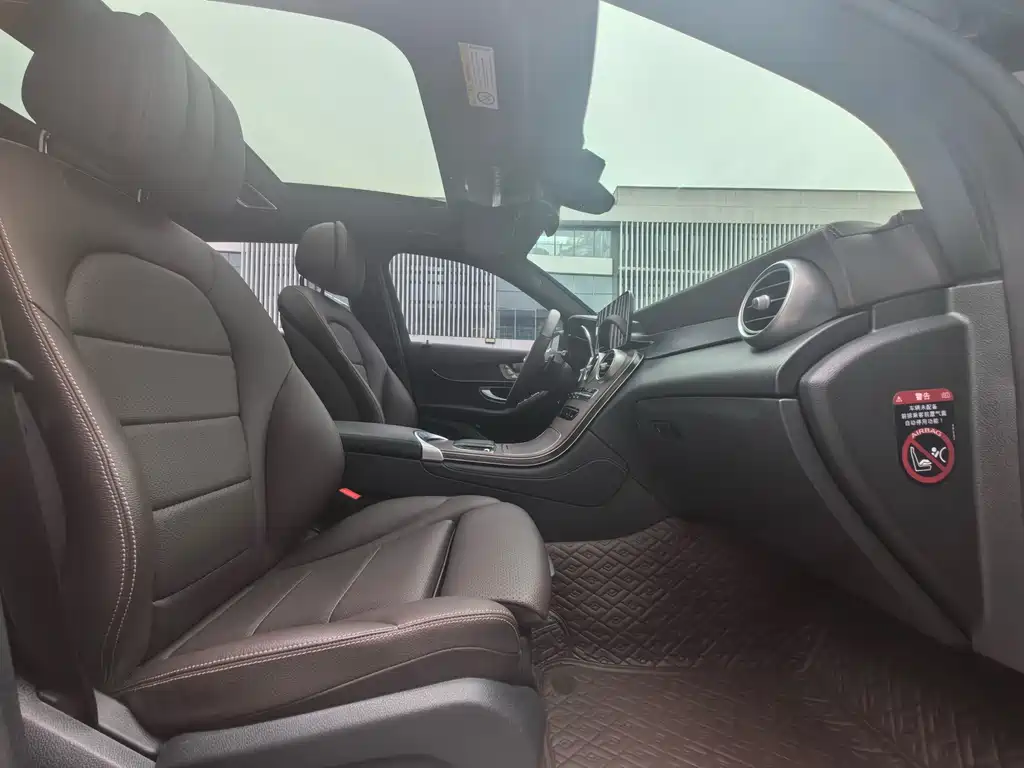 Mercedes-Benz GLC 2020 — фото 15
