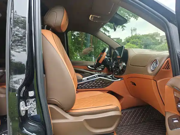 Mercedes-Benz Vito 2024
