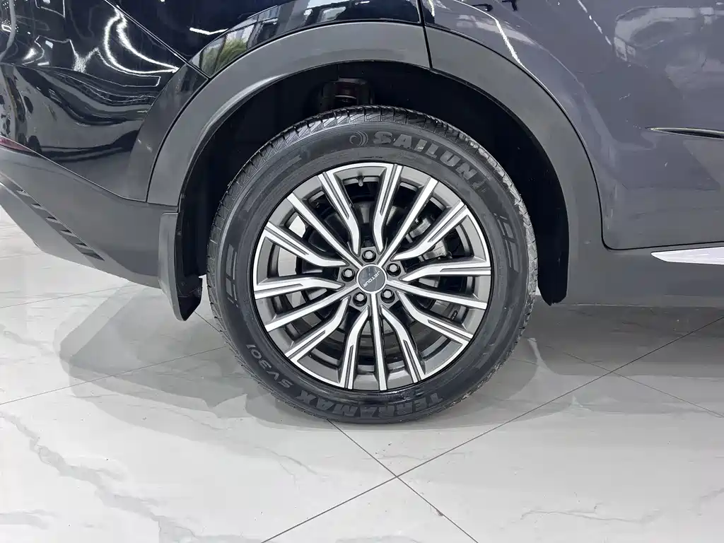 Jetour Jietu X70 PLUS 2023 — фото 19