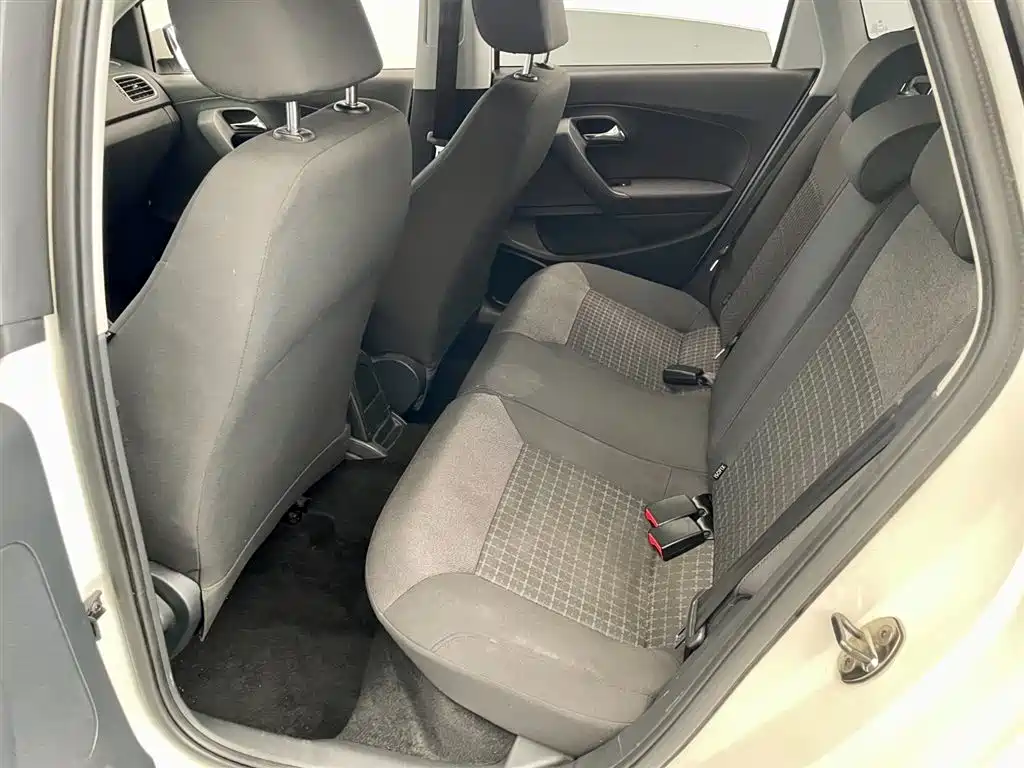 Volkswagen Polo 2015