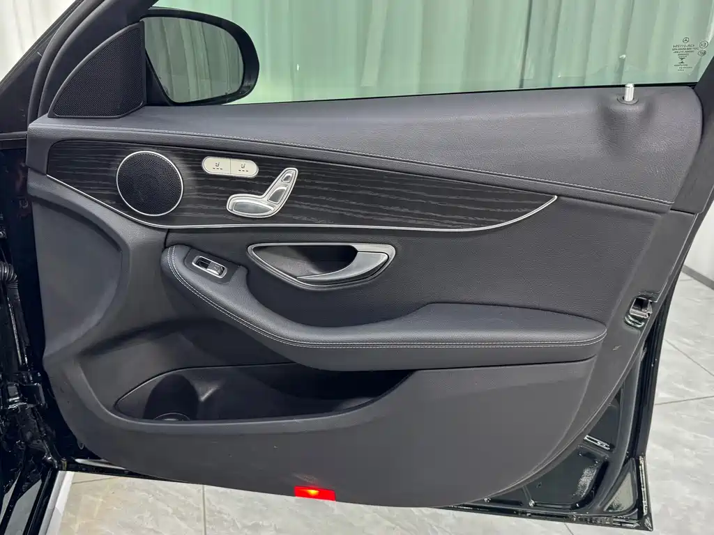 Mercedes-Benz C-Class 2021 — фото 18