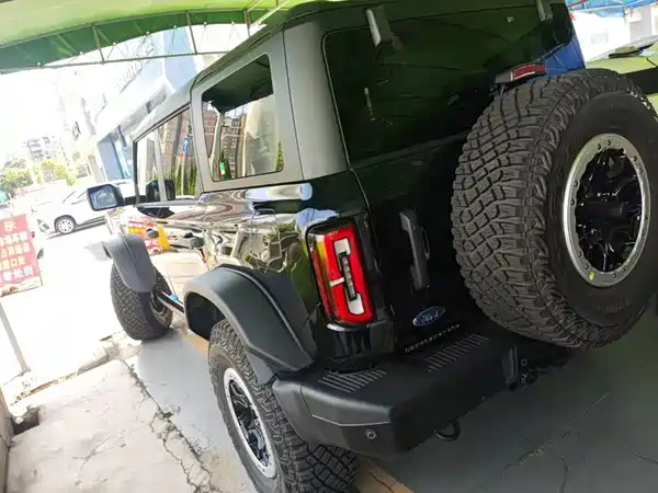 Ford Bronco 2025