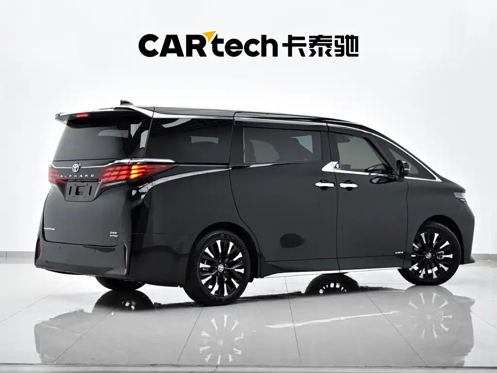 Toyota Alphard 2024 — фото 24