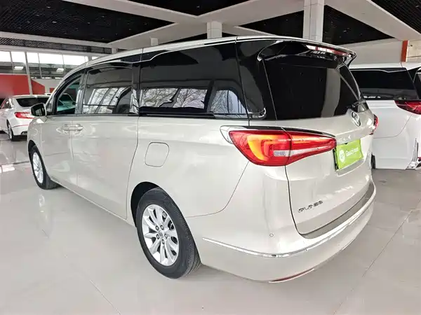 Buick GL8 2017