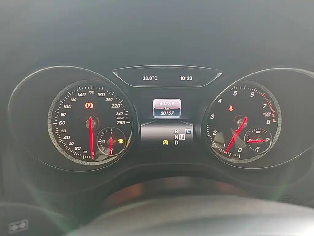 Mercedes-Benz GLA 2018 — фото 12