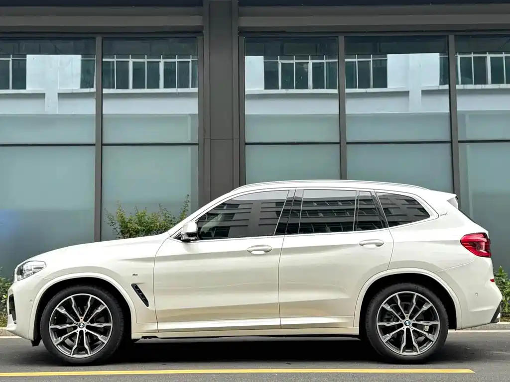 BMW X3 2021