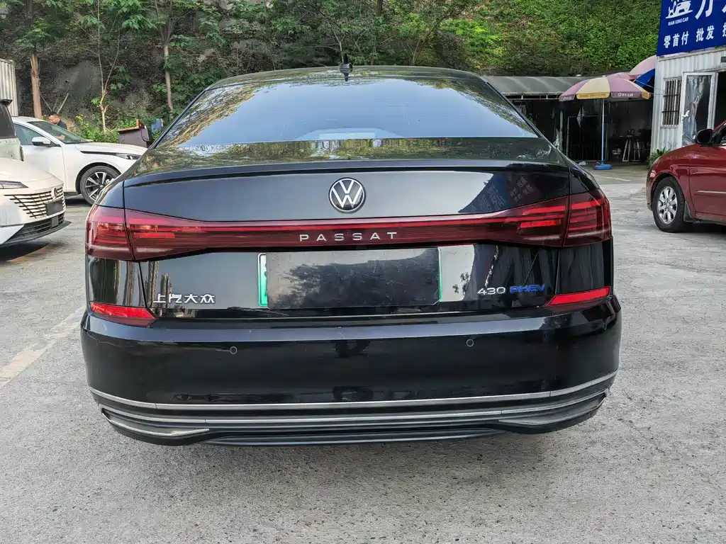 Volkswagen Passat New Energy 2022 — фото 13