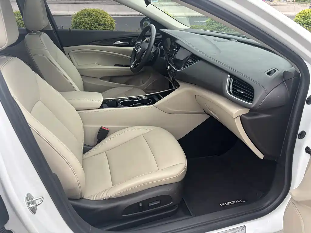 Buick Regal 2021 — фото 14