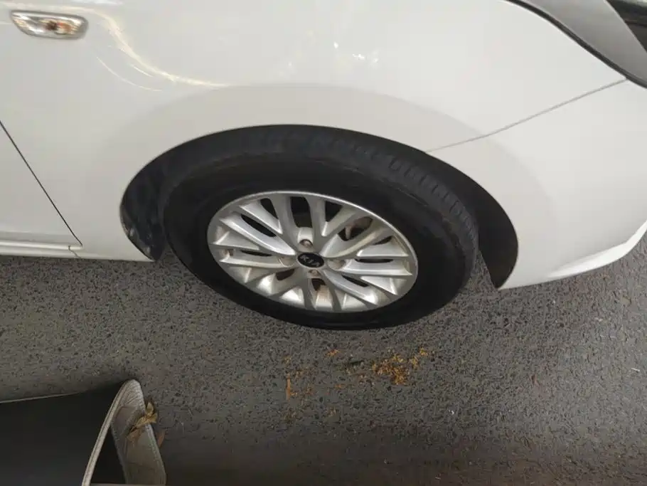 Kia K2 2017
