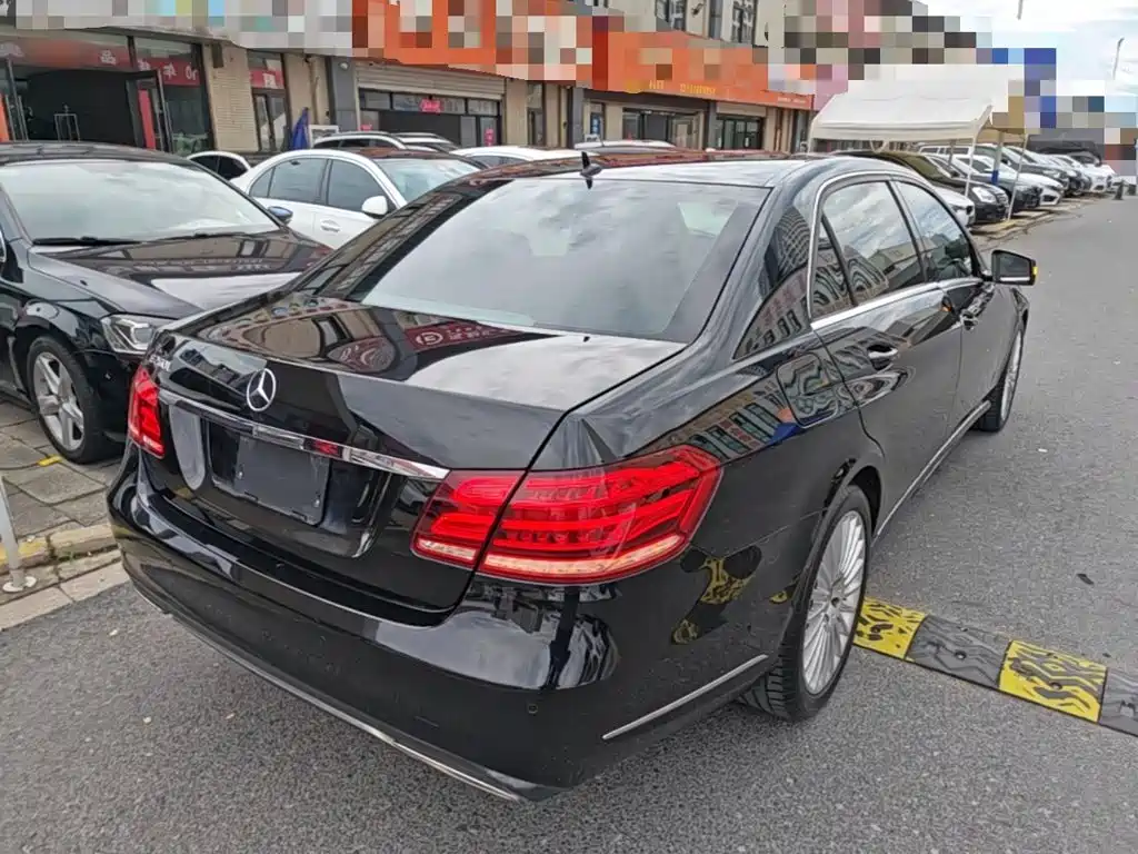 Mercedes-Benz E-Class 2015