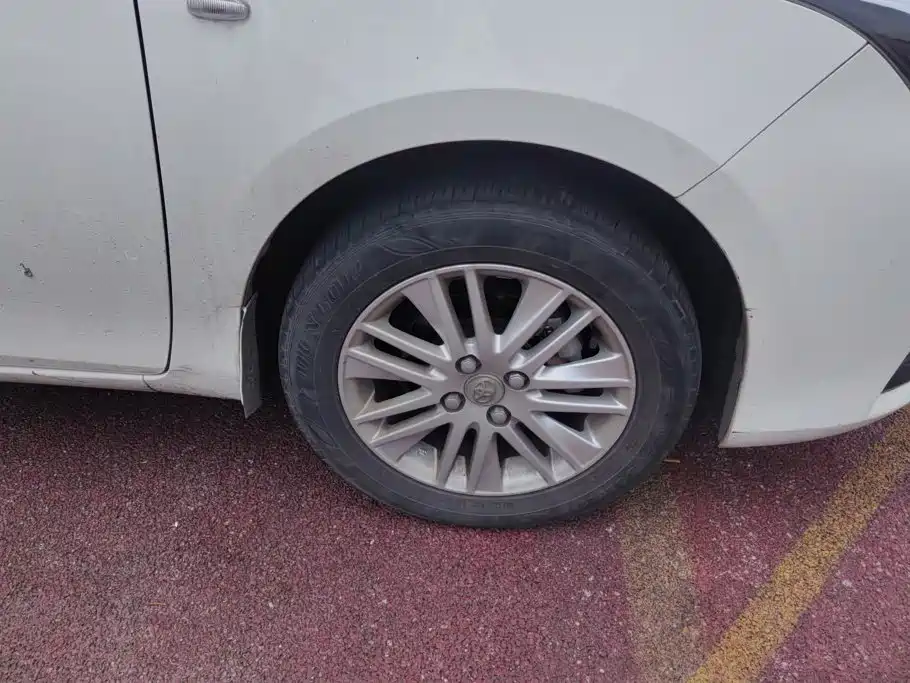 Toyota Yaris L 2017